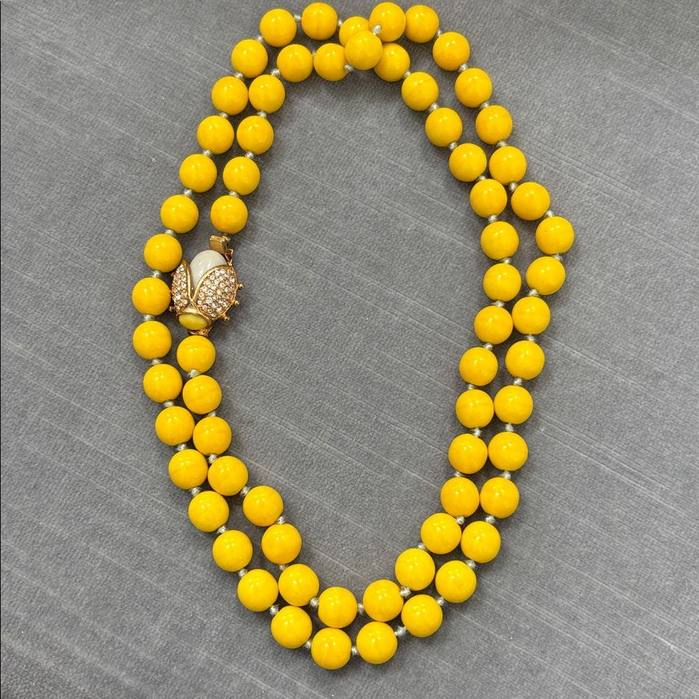 J crew Yellow vintage bead necklace w rhinestone bee.